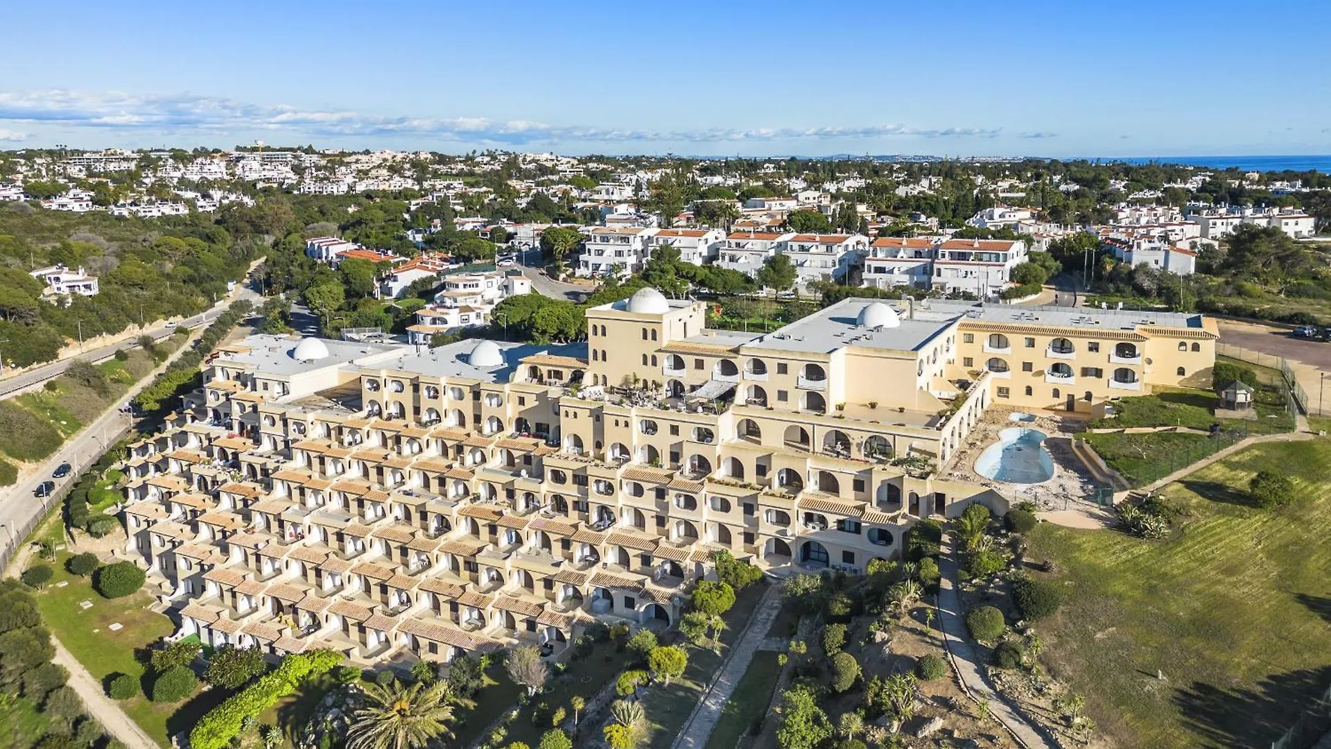 קארבואירו Modern Seaview Beach Apartment Nr 805